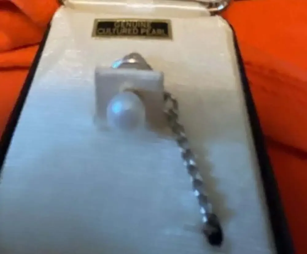 Vintage Anson Genuine Cultured Pearl Tie Tack Pin in Original Box‎